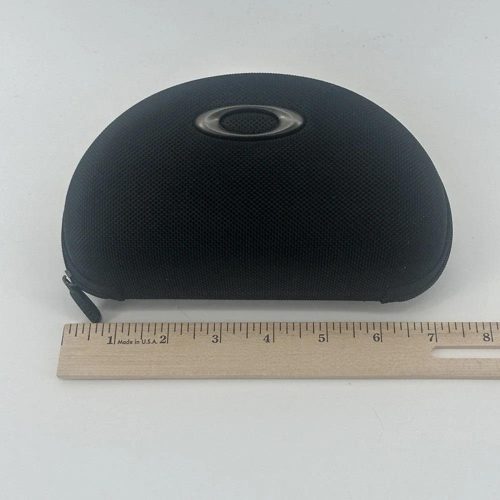 Oakley Radarlock / Radar Soft Vault Case Black Sunglass Case Zip Close Logo